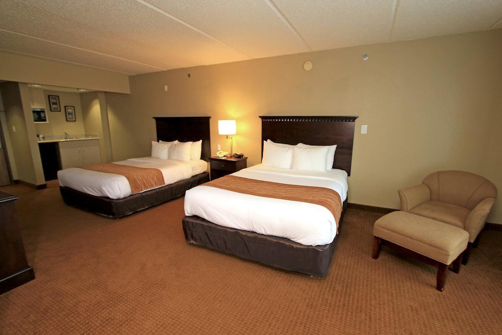 Comfort Suites Austin Airport Eksteriør billede