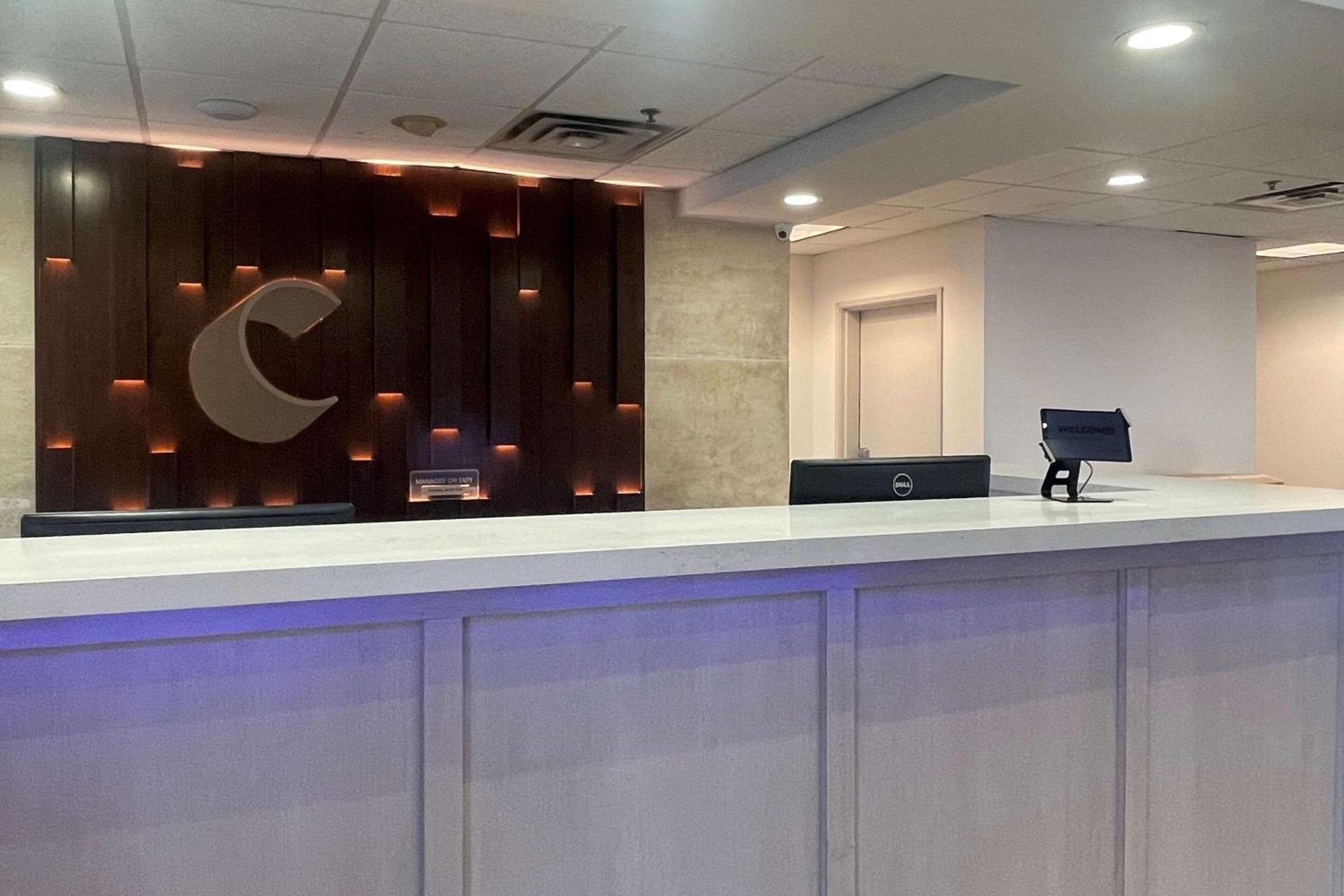 Comfort Suites Austin Airport Eksteriør billede