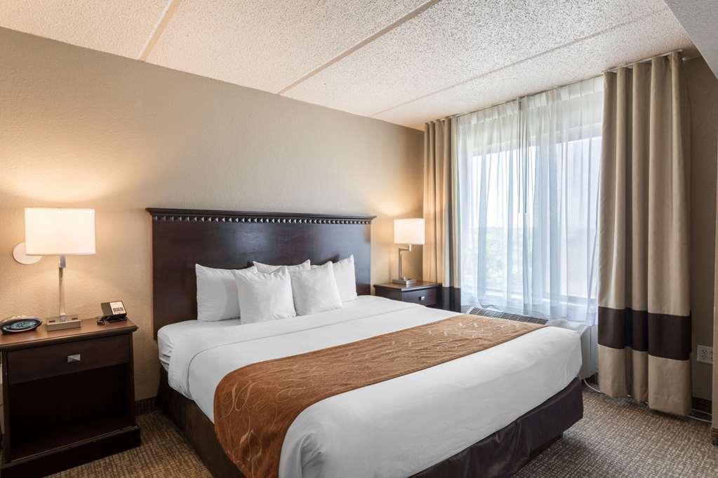 Comfort Suites Austin Airport Værelse billede
