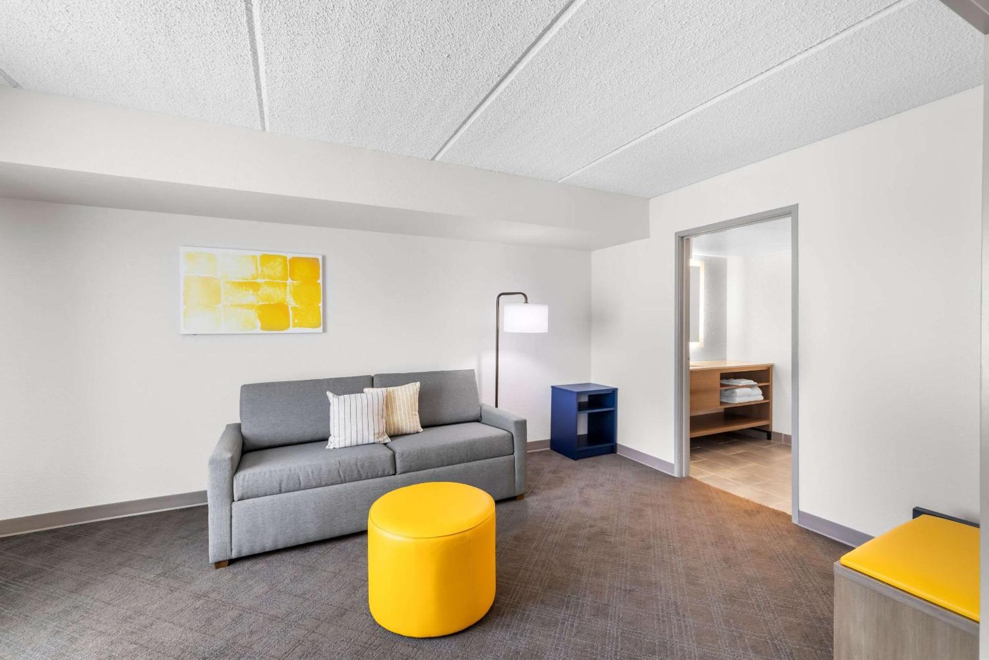 Comfort Suites Austin Airport Eksteriør billede