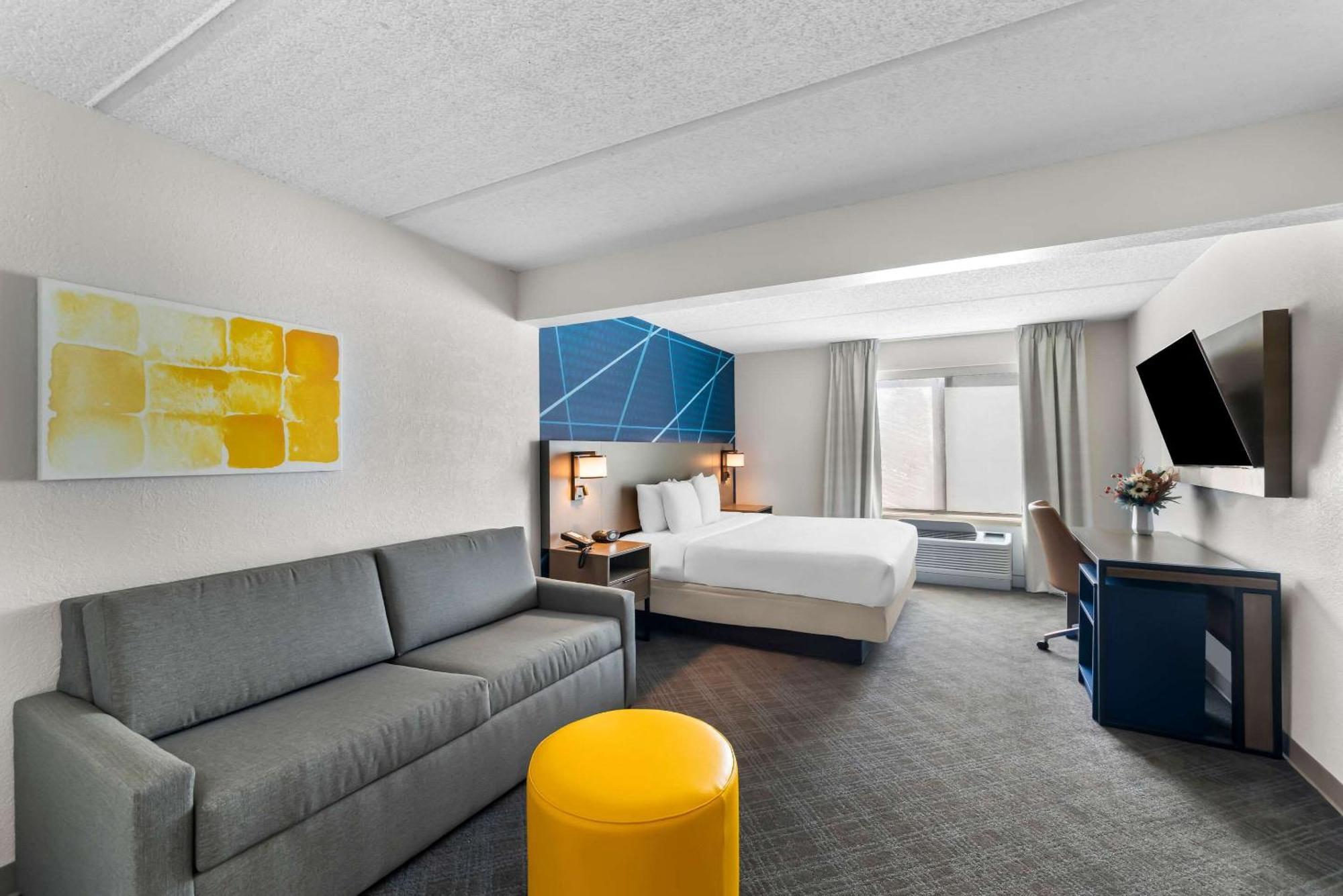 Comfort Suites Austin Airport Eksteriør billede