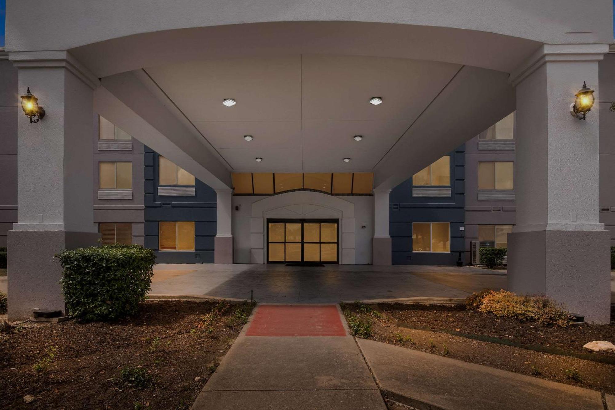 Comfort Suites Austin Airport Eksteriør billede
